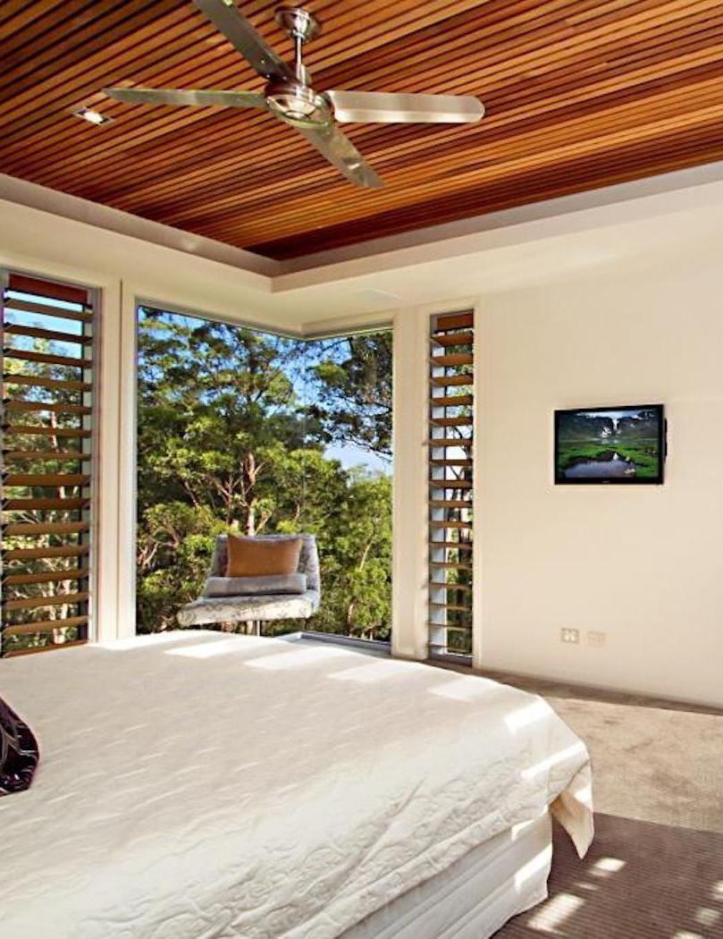 Breezway Louvre Bedroom Image 2