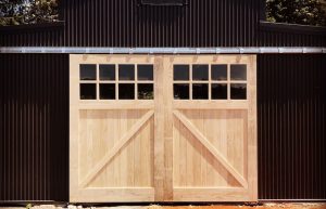 Large Scale Barn doors epitomise Eden Made's Accoya Expertise